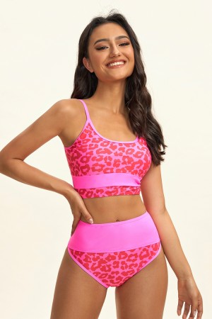 Ensemble de bikini deux pièces taille haute rose à encolure dégagée et imprimé léopard
